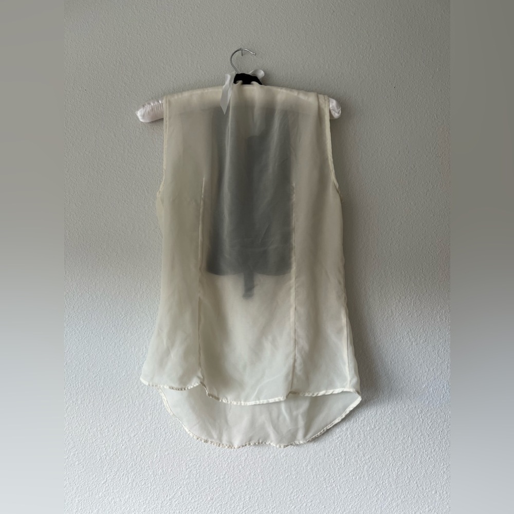 || ZARA BASIC || SLEEVELESS RUFFLE BLOUSE || - Picture 3 of 4